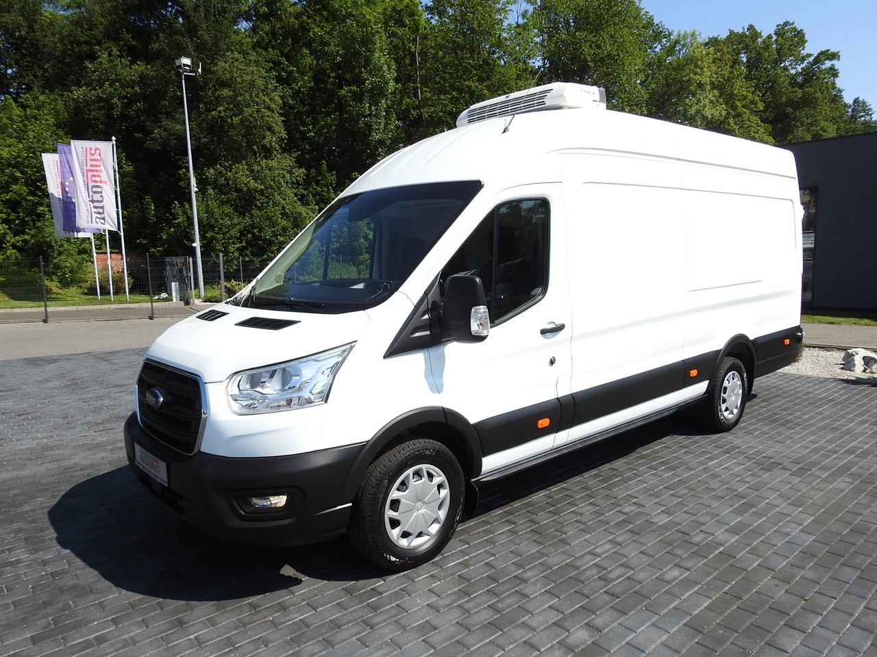 شاحنة مُبرّدة للتوصيل FORD TRANSIT REFRIGERATOR VAN  0*C HEATING FUNCTION CRUISE CONTROL AIR CONDITIONING LED LIGHTS  130HP: صورة 6