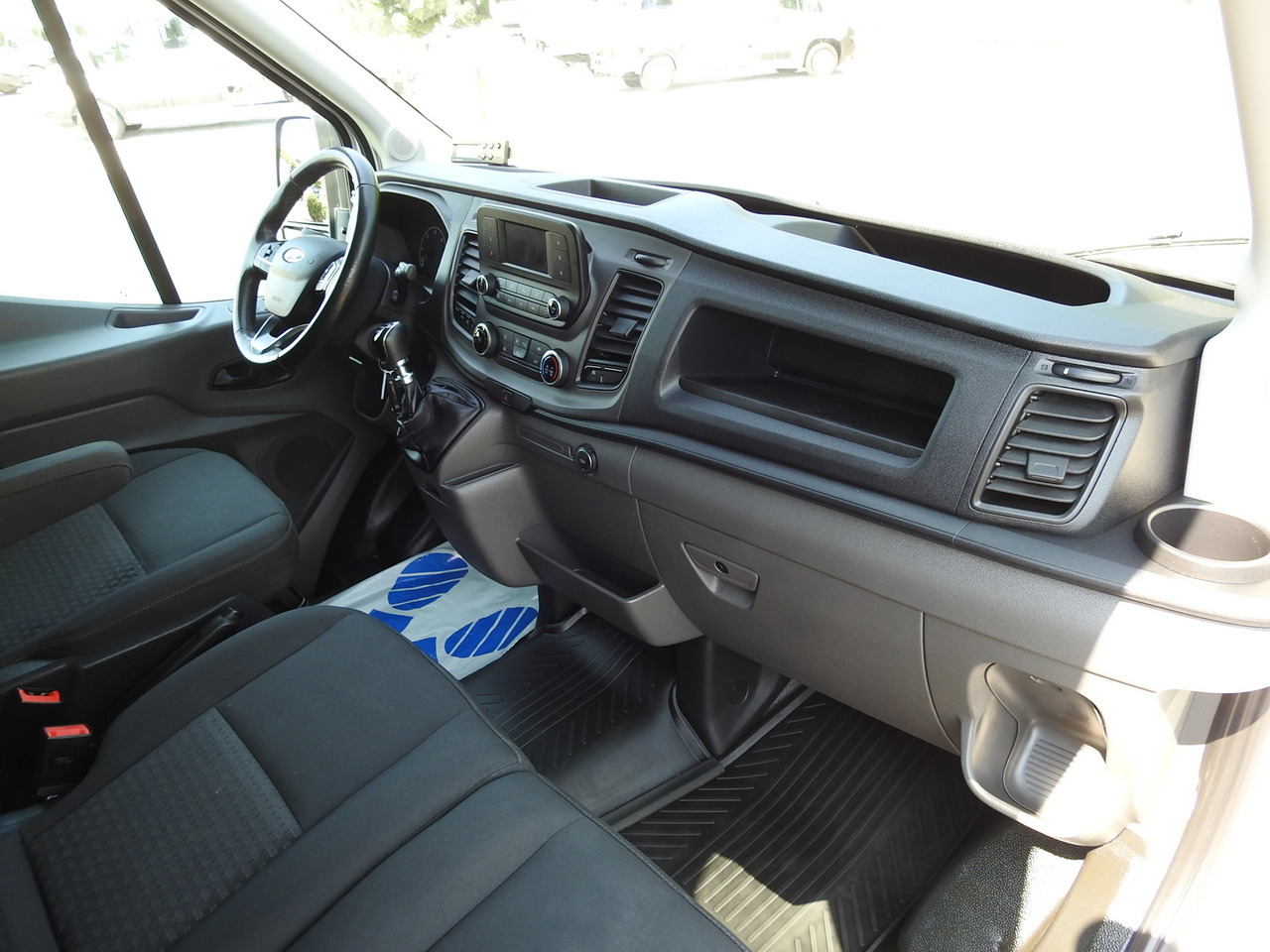شاحنة مُبرّدة للتوصيل FORD TRANSIT REFRIGERATOR VAN  0*C HEATING FUNCTION CRUISE CONTROL AIR CONDITIONING LED LIGHTS  130HP: صورة 45