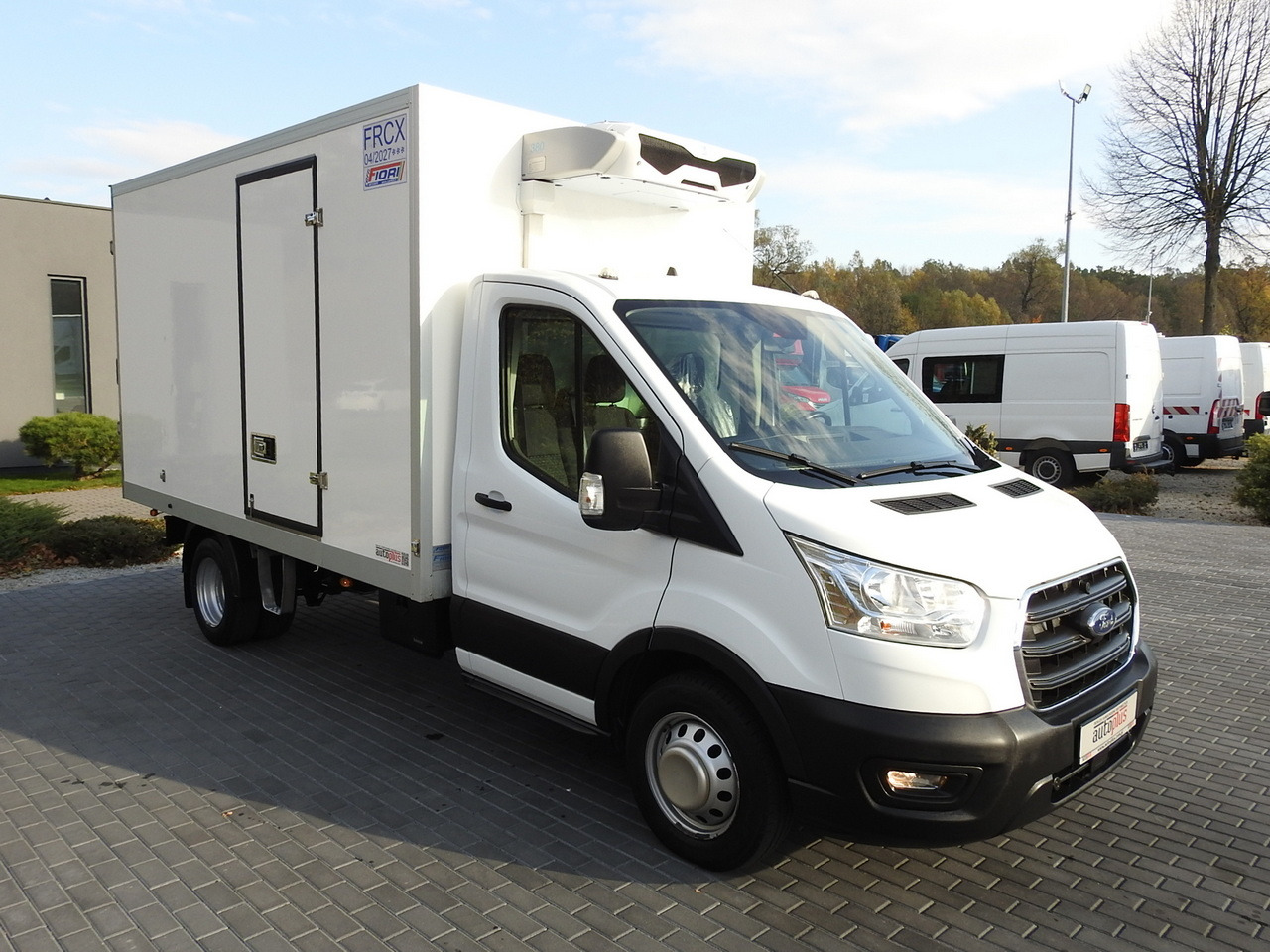 FORD TRANSIT REGRIGERATOR BOX -10*C POWER SUPPLY 230V CRUISE CONTROL AIR CONDITIONING LED LIGHTS PNEUMATICS TWIN WHEELS 130HP - شاحنة مُبرّدة للتوصيل: صورة 4 FORD TRANSIT REGRIGERATOR BOX -10*C POWER SUPPLY 230V CRUISE CONTROL AIR CONDITIONING LED LIGHTS PNEUMATICS TWIN WHEELS 130HP - شاحنة مُبرّدة للتوصيل: صورة 4