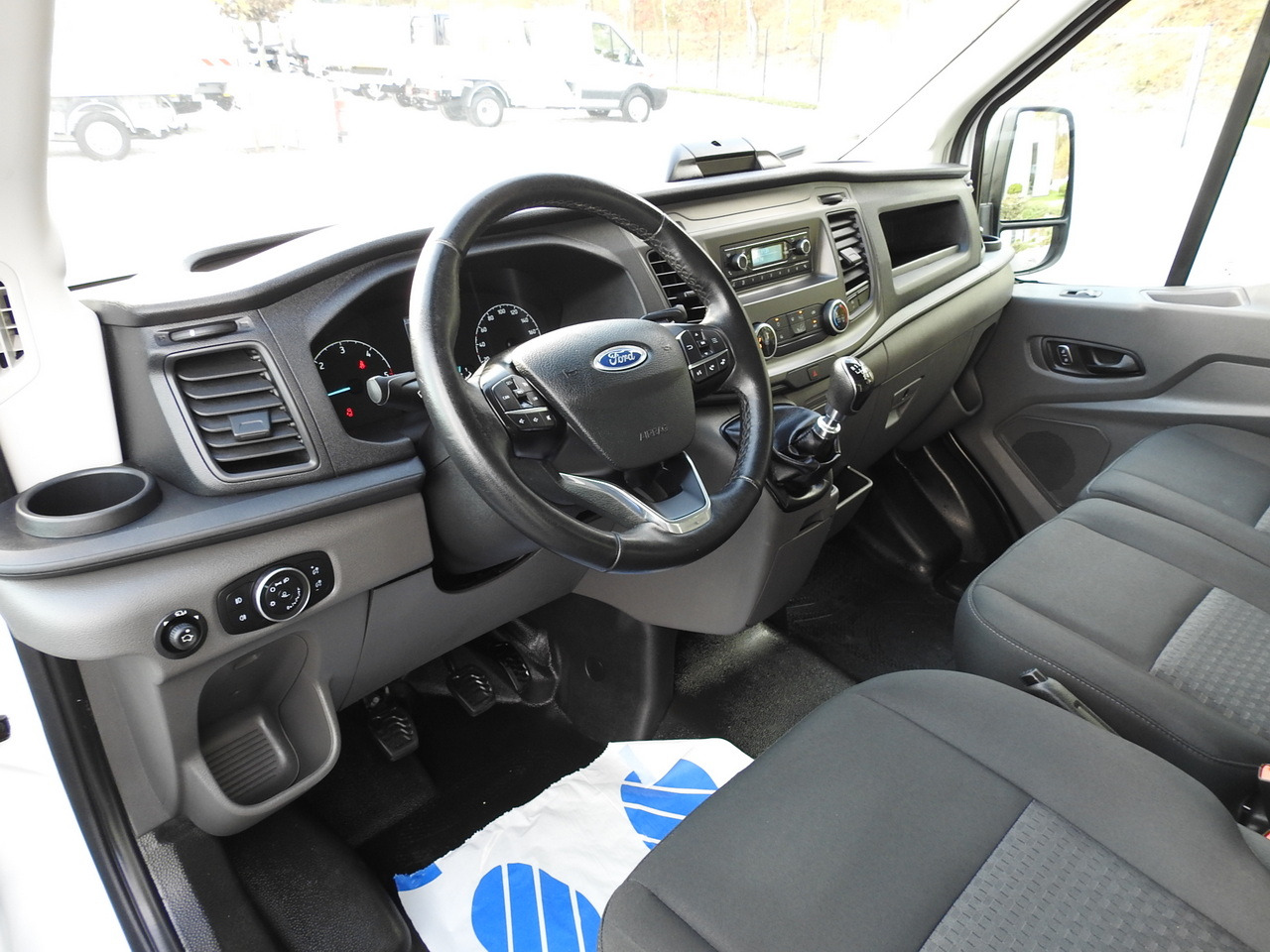 FORD TRANSIT REGRIGERATOR BOX -10*C POWER SUPPLY 230V CRUISE CONTROL AIR CONDITIONING LED LIGHTS PNEUMATICS TWIN WHEELS 130HP - شاحنة مُبرّدة للتوصيل: صورة 2 FORD TRANSIT REGRIGERATOR BOX -10*C POWER SUPPLY 230V CRUISE CONTROL AIR CONDITIONING LED LIGHTS PNEUMATICS TWIN WHEELS 130HP - شاحنة مُبرّدة للتوصيل: صورة 2