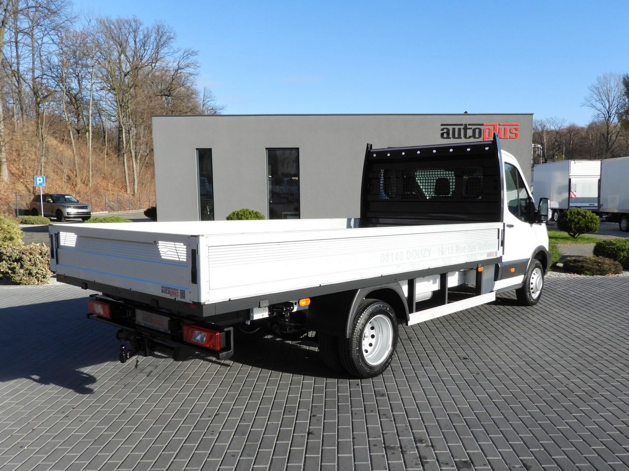 FORD TRANSIT STAKE BODY 8 PALLETS TWIN WHEELS AIR CONDITIONING 155HP - شاحنة مفتوحة: صورة 3 FORD TRANSIT STAKE BODY 8 PALLETS TWIN WHEELS AIR CONDITIONING 155HP - شاحنة مفتوحة: صورة 3