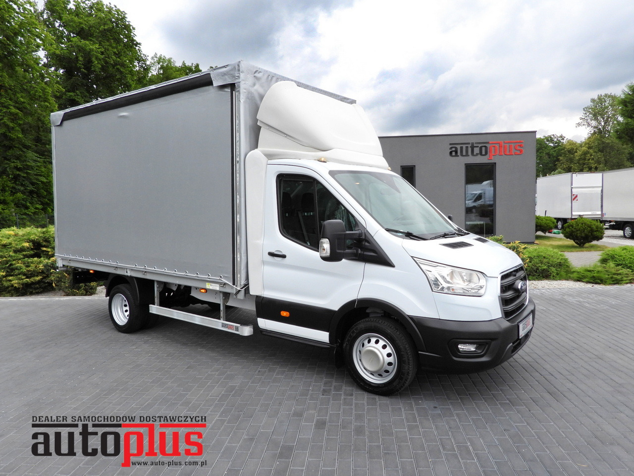 FORD TRANSIT TARPAULIN 8 PALLETS CRUISE CONTROL LED LIGHTS TWIN WHEELS AIR CONDITIONING 130HP - شاحنة ستارة جانبية: صورة 1 FORD TRANSIT TARPAULIN 8 PALLETS CRUISE CONTROL LED LIGHTS TWIN WHEELS AIR CONDITIONING 130HP - شاحنة ستارة جانبية: صورة 1