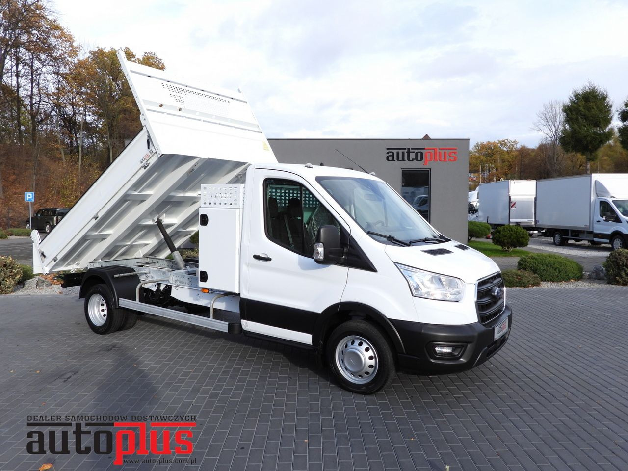 FORD TRANSIT TIPPER CRUISE CONTROL LED LIGHTS TWIN WHEELS AIR CONDITIONING 130HP - قلاب صغير: صورة 1 FORD TRANSIT TIPPER CRUISE CONTROL LED LIGHTS TWIN WHEELS AIR CONDITIONING 130HP - قلاب صغير: صورة 1