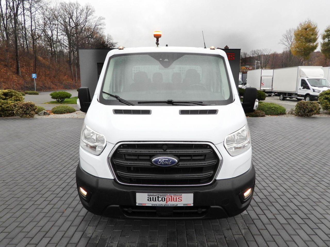 FORD TRANSIT TIPPER DOUBLE CABIN DOKA 6 SEATS CRUISE CONTROL LED LIGHTS TWIN WHEELS AIR CONDITIONING 170HP - قلاب صغير: صورة 5 FORD TRANSIT TIPPER DOUBLE CABIN DOKA 6 SEATS CRUISE CONTROL LED LIGHTS TWIN WHEELS AIR CONDITIONING 170HP - قلاب صغير: صورة 5