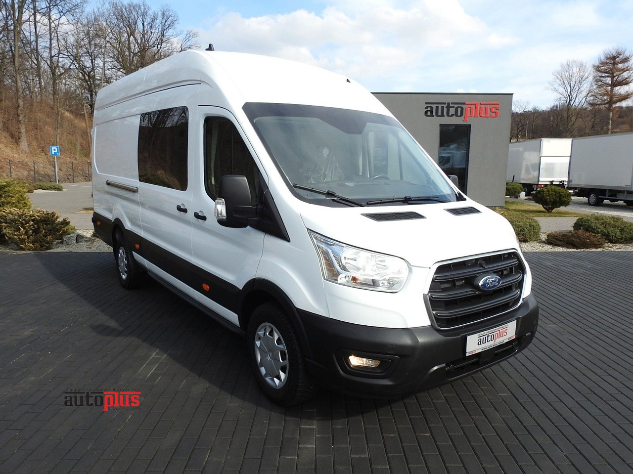 Ford TRANSIT KASTENWAGEN DOPPELKABINE 6 SITZE A/C - فان, الشاحنات الصغيرة كابينة مزدوجة: صورة 1 Ford TRANSIT KASTENWAGEN DOPPELKABINE 6 SITZE A/C - فان, الشاحنات الصغيرة كابينة مزدوجة: صورة 1
