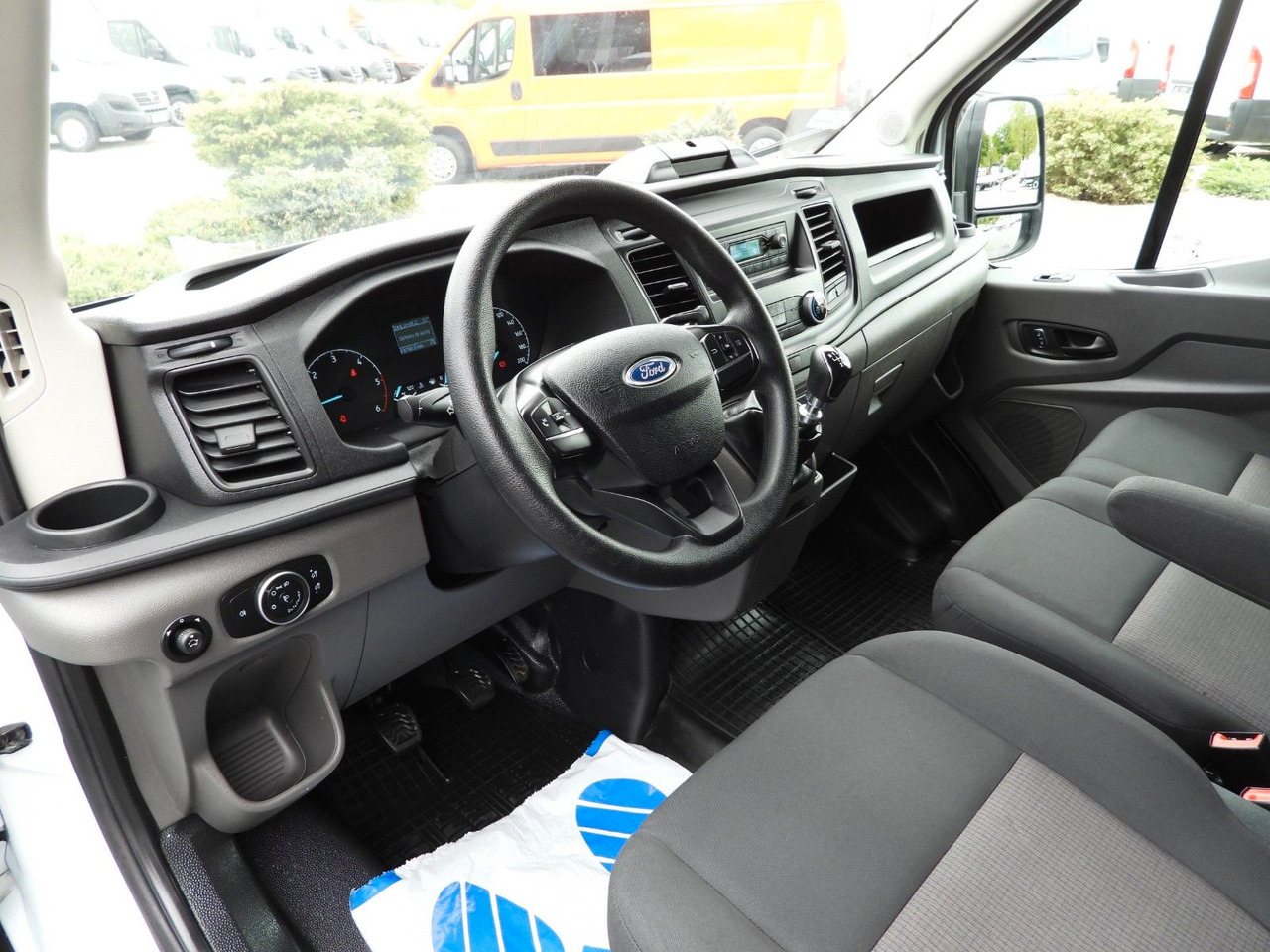 Ford TRANSIT KASTENWAGEN TEMPOMAT KLIMAANLAGE 130PS - فان: صورة 2 Ford TRANSIT KASTENWAGEN TEMPOMAT KLIMAANLAGE 130PS - فان: صورة 2