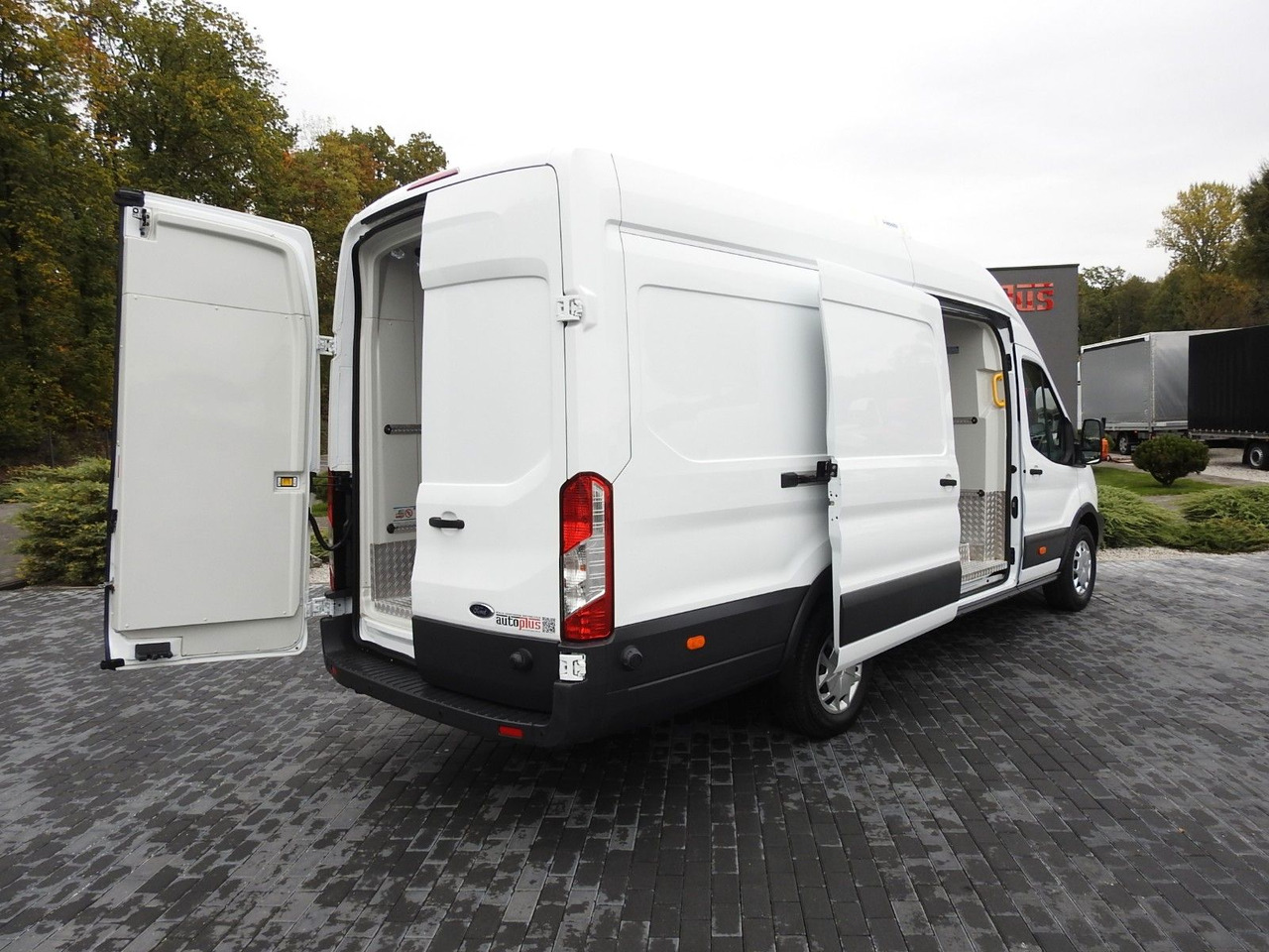 Ford TRANSIT KÜHLKASTENWAGEN 0*C HEIZFUNKTION Ford TRANSIT KÜHLKASTENWAGEN 0*C HEIZFUNKTION - شاحنة مُبرّدة للتوصيل: صورة 3 Ford TRANSIT KÜHLKASTENWAGEN 0*C HEIZFUNKTION Ford TRANSIT KÜHLKASTENWAGEN 0*C HEIZFUNKTION - شاحنة مُبرّدة للتوصيل: صورة 3