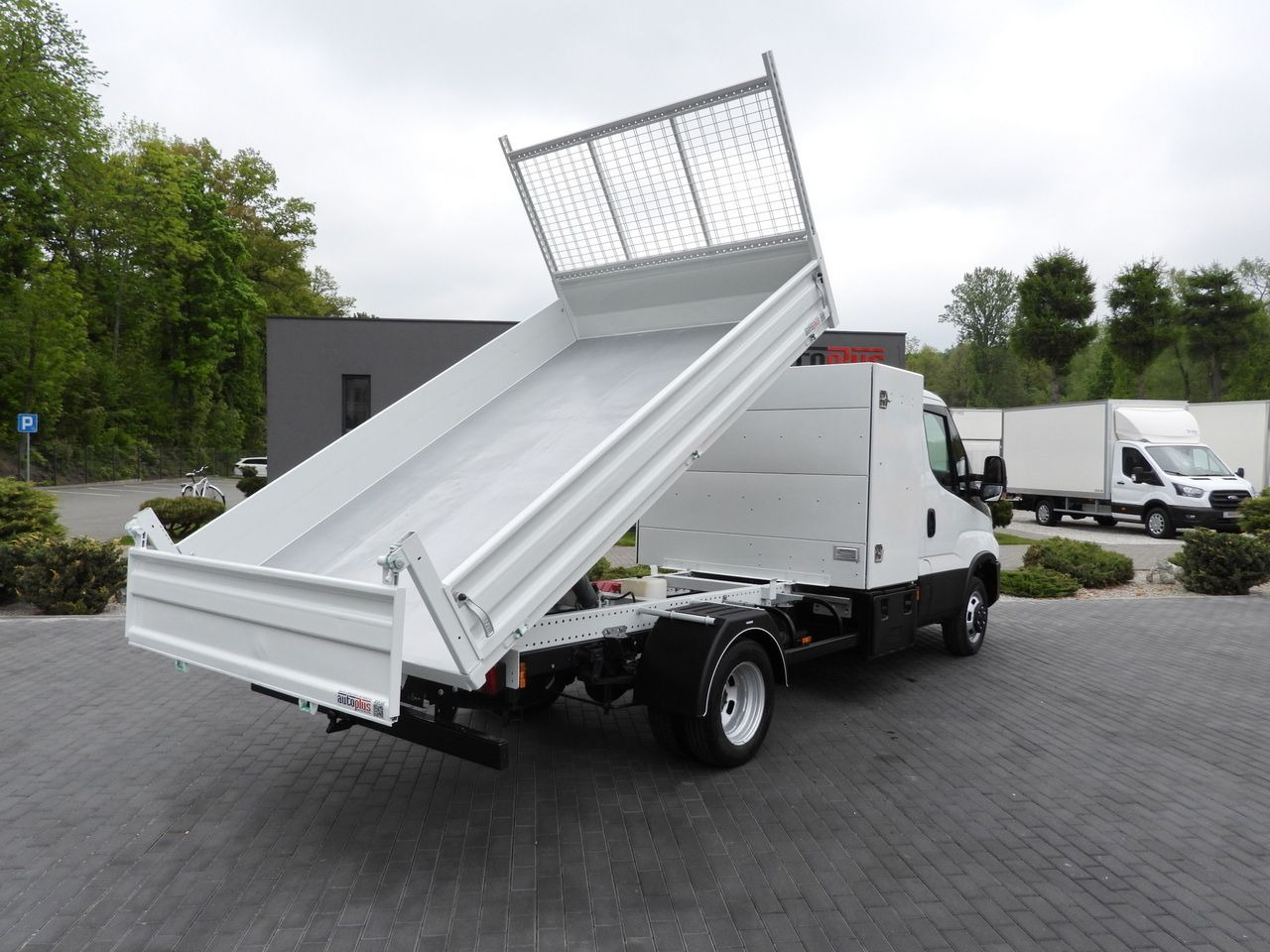 IVECO DAILY 35C14 TIPPER CRUISE CONTROL TWIN WHEELS  140HP - قلاب صغير: صورة 3 IVECO DAILY 35C14 TIPPER CRUISE CONTROL TWIN WHEELS  140HP - قلاب صغير: صورة 3