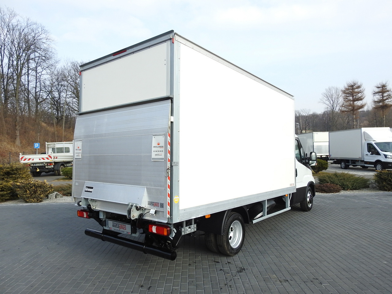 IVECO DAILY 35C16 BOX LIFT 8 PALLETS CRUISE CONTROL TWIN WHEELS AIR CONDITIONING 160HP - شاحنة مغلقة الصندوق: صورة 3 IVECO DAILY 35C16 BOX LIFT 8 PALLETS CRUISE CONTROL TWIN WHEELS AIR CONDITIONING 160HP - شاحنة مغلقة الصندوق: صورة 3
