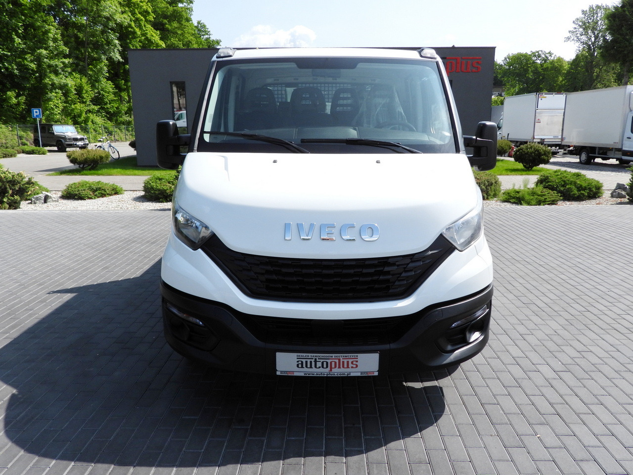 IVECO DAILY 35S12 STAKE BODY DOUBLE CABIN DOKA 7 SEATS AIR CONDITIONING 120HP - شاحنة مفتوحة: صورة 5 IVECO DAILY 35S12 STAKE BODY DOUBLE CABIN DOKA 7 SEATS AIR CONDITIONING 120HP - شاحنة مفتوحة: صورة 5
