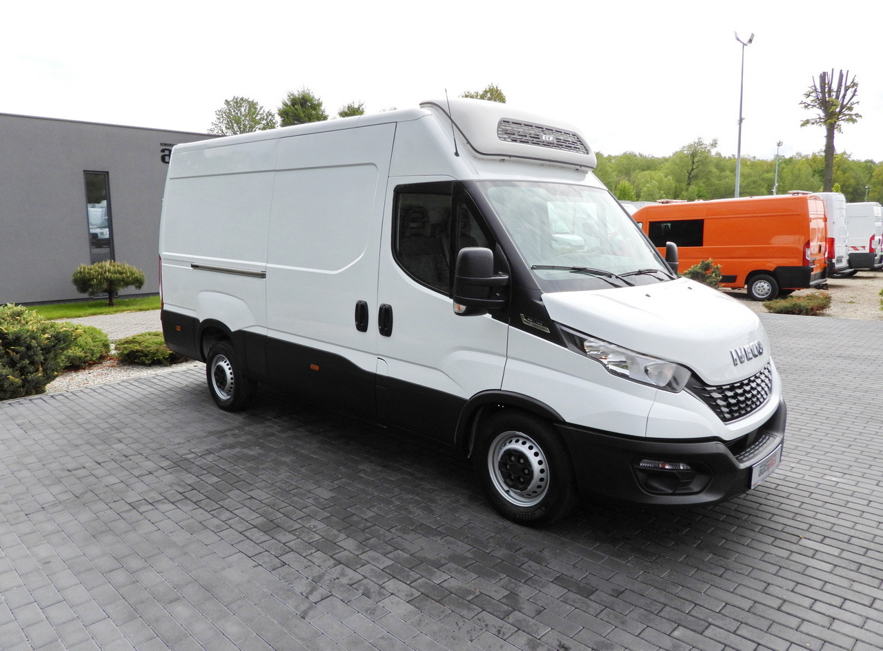 IVECO DAILY 35S14 REFRIGERATOR VAN -10*C POWER SUPPLY 230V CRUISE CONTROL AUTOMATIC TRANSMISSION HI-MATIC AIR CONDITIONING 140HP - شاحنة مُبرّدة للتوصيل: صورة 4 IVECO DAILY 35S14 REFRIGERATOR VAN -10*C POWER SUPPLY 230V CRUISE CONTROL AUTOMATIC TRANSMISSION HI-MATIC AIR CONDITIONING 140HP - شاحنة مُبرّدة للتوصيل: صورة 4