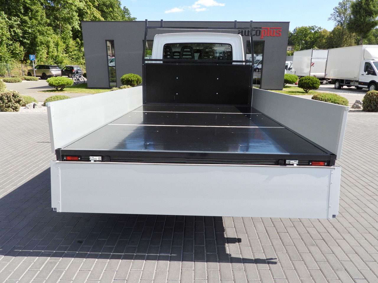 الشاحنات الصغيرة كابينة مزدوجة IVECO DAILY 35S14 STAKE BODY DOUBLE CABIN DOKA 7 SEATS CRUISE CONTROL AIR CONDITIONING 135HP: صورة 11 الشاحنات الصغيرة كابينة مزدوجة IVECO DAILY 35S14 STAKE BODY DOUBLE CABIN DOKA 7 SEATS CRUISE CONTROL AIR CONDITIONING 135HP: صورة 11