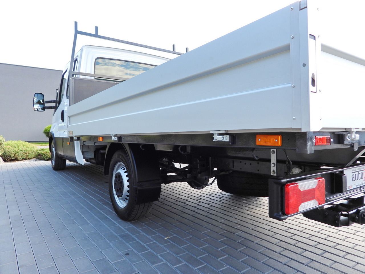 الشاحنات الصغيرة كابينة مزدوجة IVECO DAILY 35S14 STAKE BODY DOUBLE CABIN DOKA 7 SEATS CRUISE CONTROL AIR CONDITIONING 135HP: صورة 15 الشاحنات الصغيرة كابينة مزدوجة IVECO DAILY 35S14 STAKE BODY DOUBLE CABIN DOKA 7 SEATS CRUISE CONTROL AIR CONDITIONING 135HP: صورة 15