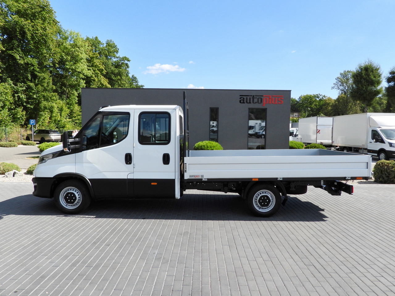 الشاحنات الصغيرة كابينة مزدوجة IVECO DAILY 35S14 STAKE BODY DOUBLE CABIN DOKA 7 SEATS CRUISE CONTROL AIR CONDITIONING 135HP: صورة 8 الشاحنات الصغيرة كابينة مزدوجة IVECO DAILY 35S14 STAKE BODY DOUBLE CABIN DOKA 7 SEATS CRUISE CONTROL AIR CONDITIONING 135HP: صورة 8