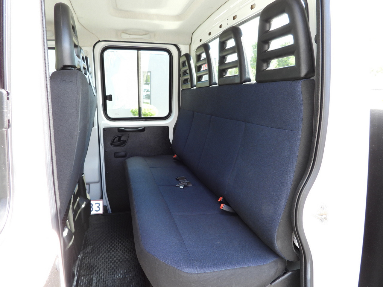 الشاحنات الصغيرة كابينة مزدوجة IVECO DAILY 35S14 STAKE BODY DOUBLE CABIN DOKA 7 SEATS CRUISE CONTROL AIR CONDITIONING 135HP: صورة 41 الشاحنات الصغيرة كابينة مزدوجة IVECO DAILY 35S14 STAKE BODY DOUBLE CABIN DOKA 7 SEATS CRUISE CONTROL AIR CONDITIONING 135HP: صورة 41