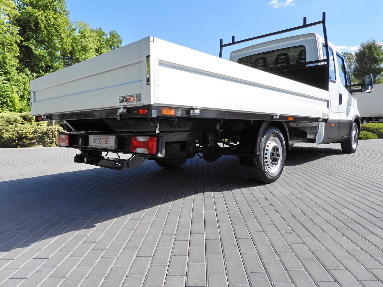 الشاحنات الصغيرة كابينة مزدوجة IVECO DAILY 35S14 STAKE BODY DOUBLE CABIN DOKA 7 SEATS CRUISE CONTROL AIR CONDITIONING 135HP: صورة 23 الشاحنات الصغيرة كابينة مزدوجة IVECO DAILY 35S14 STAKE BODY DOUBLE CABIN DOKA 7 SEATS CRUISE CONTROL AIR CONDITIONING 135HP: صورة 23