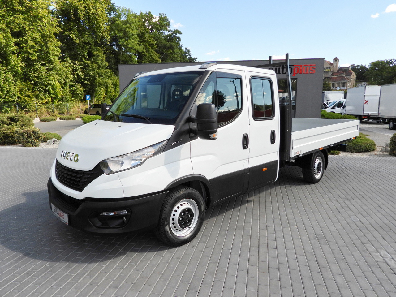 الشاحنات الصغيرة كابينة مزدوجة IVECO DAILY 35S14 STAKE BODY DOUBLE CABIN DOKA 7 SEATS CRUISE CONTROL AIR CONDITIONING 135HP: صورة 17 الشاحنات الصغيرة كابينة مزدوجة IVECO DAILY 35S14 STAKE BODY DOUBLE CABIN DOKA 7 SEATS CRUISE CONTROL AIR CONDITIONING 135HP: صورة 17