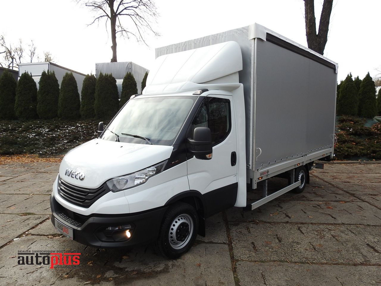 IVECO DAILY 35S16 NEW TARPAULIN LIFT 8 PALLETS CRUISE CONTROL AIR CONDITIONING 160HP - شاحنة ستارة جانبية: صورة 1 IVECO DAILY 35S16 NEW TARPAULIN LIFT 8 PALLETS CRUISE CONTROL AIR CONDITIONING 160HP - شاحنة ستارة جانبية: صورة 1
