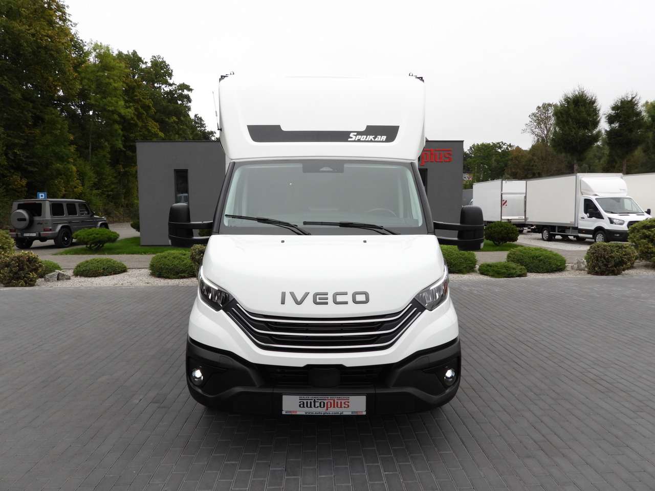 IVECO DAILY 35S18 BOX HI-MATIC LIFT 8 PALLETS CRUISE CONTROL NAVIGATION LED LIGHTS PNEUMATICS AUTOMATIC TRANSMISSION HI-MATIC AIR CONDITIONING 180HP - شاحنة مغلقة الصندوق: صورة 5 IVECO DAILY 35S18 BOX HI-MATIC LIFT 8 PALLETS CRUISE CONTROL NAVIGATION LED LIGHTS PNEUMATICS AUTOMATIC TRANSMISSION HI-MATIC AIR CONDITIONING 180HP - شاحنة مغلقة الصندوق: صورة 5