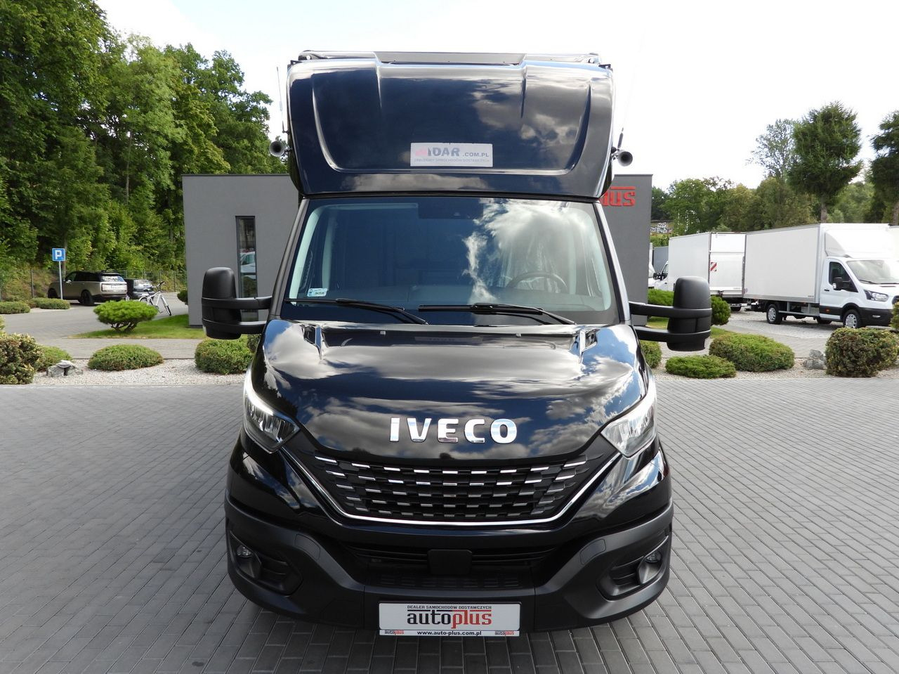 IVECO DAILY 35S18 BOX LIFT 8 PALLETS WEBASTO CRUISE CONTROL NAVIGATION LED LIGHTS PNEUMATICS AIR CONDITIONING 180HP - شاحنة مغلقة الصندوق: صورة 5 IVECO DAILY 35S18 BOX LIFT 8 PALLETS WEBASTO CRUISE CONTROL NAVIGATION LED LIGHTS PNEUMATICS AIR CONDITIONING 180HP - شاحنة مغلقة الصندوق: صورة 5