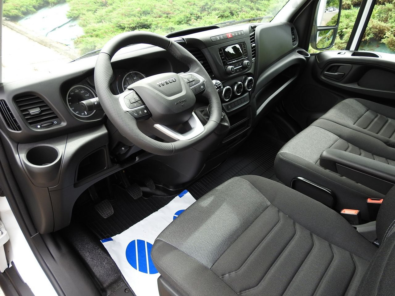 IVECO DAILY 35S18 NEW TARPAULIN WEBASTO CRUISE CONTROL AIR CONDITIONING 180HP - شاحنة ستارة جانبية: صورة 2 IVECO DAILY 35S18 NEW TARPAULIN WEBASTO CRUISE CONTROL AIR CONDITIONING 180HP - شاحنة ستارة جانبية: صورة 2