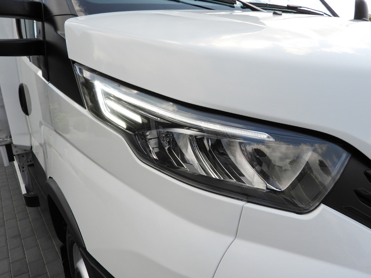 شاحنة ستارة جانبية IVECO DAILY 35S18 TARPAULIN 10 PALLETS CRUISE CONTROL LED LIGHTS AIR CONDITIONING  180HP: صورة 21