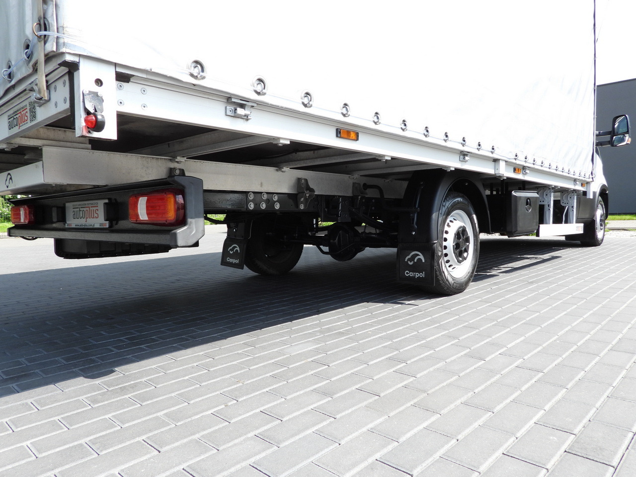 شاحنة ستارة جانبية IVECO DAILY 35S18 TARPAULIN 10 PALLETS CRUISE CONTROL LED LIGHTS AIR CONDITIONING  180HP: صورة 17