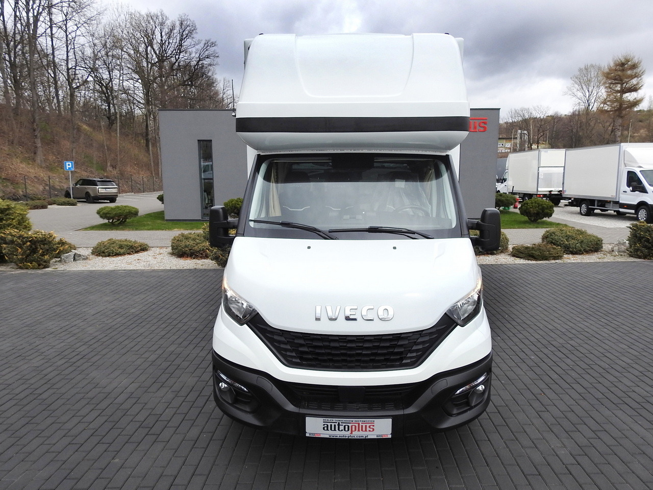 IVECO DAILY 35S18 TARPAULIN 10 PALLETS WEBASTO CRUISE CONTROL AIR CONDITIONING 180HP - شاحنة ستارة جانبية: صورة 5 IVECO DAILY 35S18 TARPAULIN 10 PALLETS WEBASTO CRUISE CONTROL AIR CONDITIONING 180HP - شاحنة ستارة جانبية: صورة 5