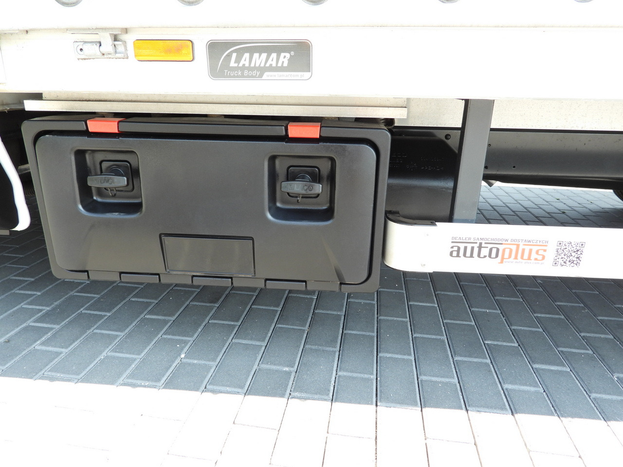 شاحنة ستارة جانبية IVECO DAILY 35S18 TARPAULIN 10 PALLETS WEBASTO CRUISE CONTROL LED LIGHTS PNEUMATICS AIR CONDITIONING  180HP: صورة 27 شاحنة ستارة جانبية IVECO DAILY 35S18 TARPAULIN 10 PALLETS WEBASTO CRUISE CONTROL LED LIGHTS PNEUMATICS AIR CONDITIONING  180HP: صورة 27