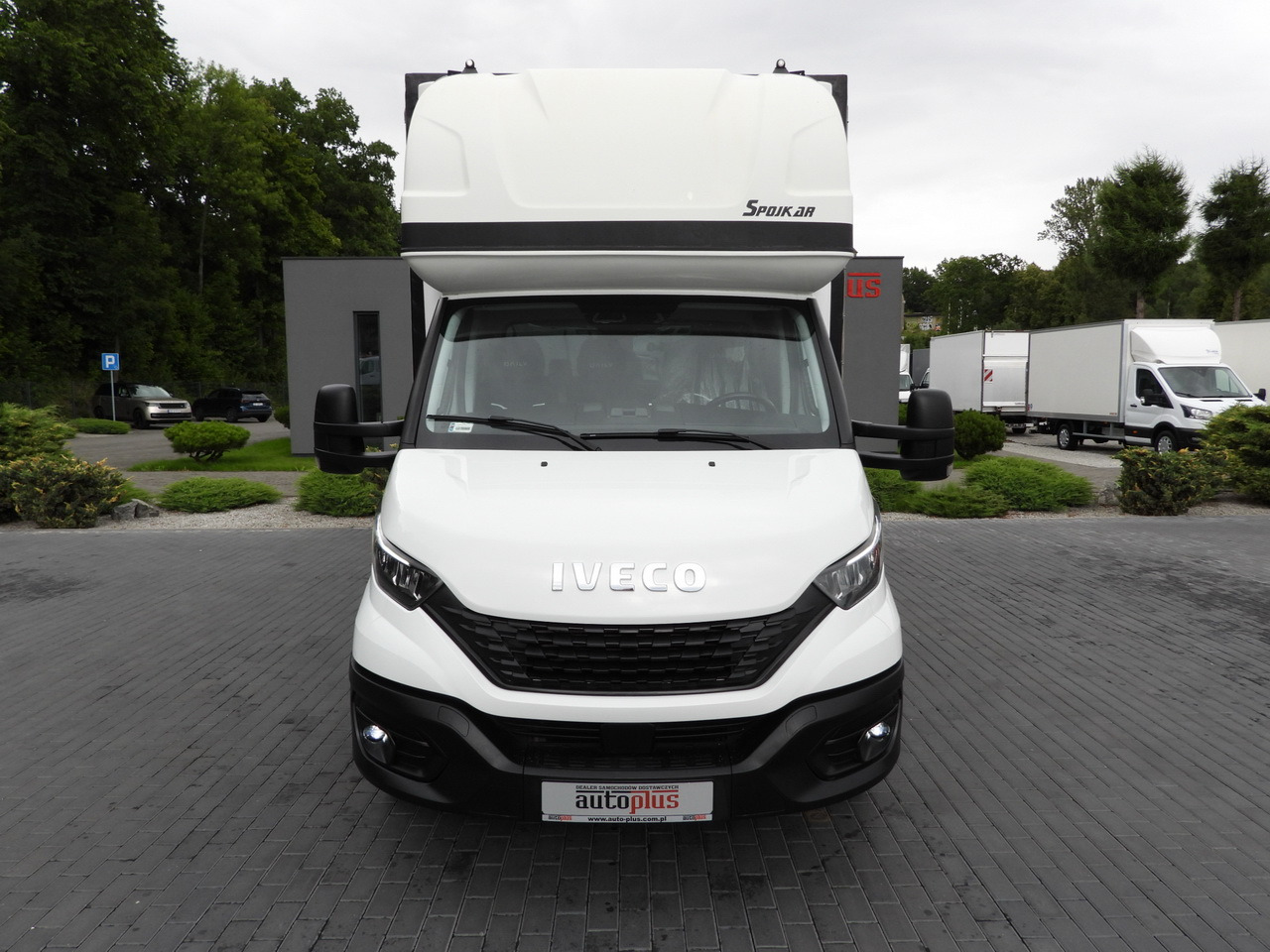 IVECO DAILY 35S18 TARPAULIN 10 PALLETS WEBASTO CRUISE CONTROL NAVIGATION LED LIGHTS AIR CONDITIONING 180HP - شاحنة ستارة جانبية: صورة 5 IVECO DAILY 35S18 TARPAULIN 10 PALLETS WEBASTO CRUISE CONTROL NAVIGATION LED LIGHTS AIR CONDITIONING 180HP - شاحنة ستارة جانبية: صورة 5