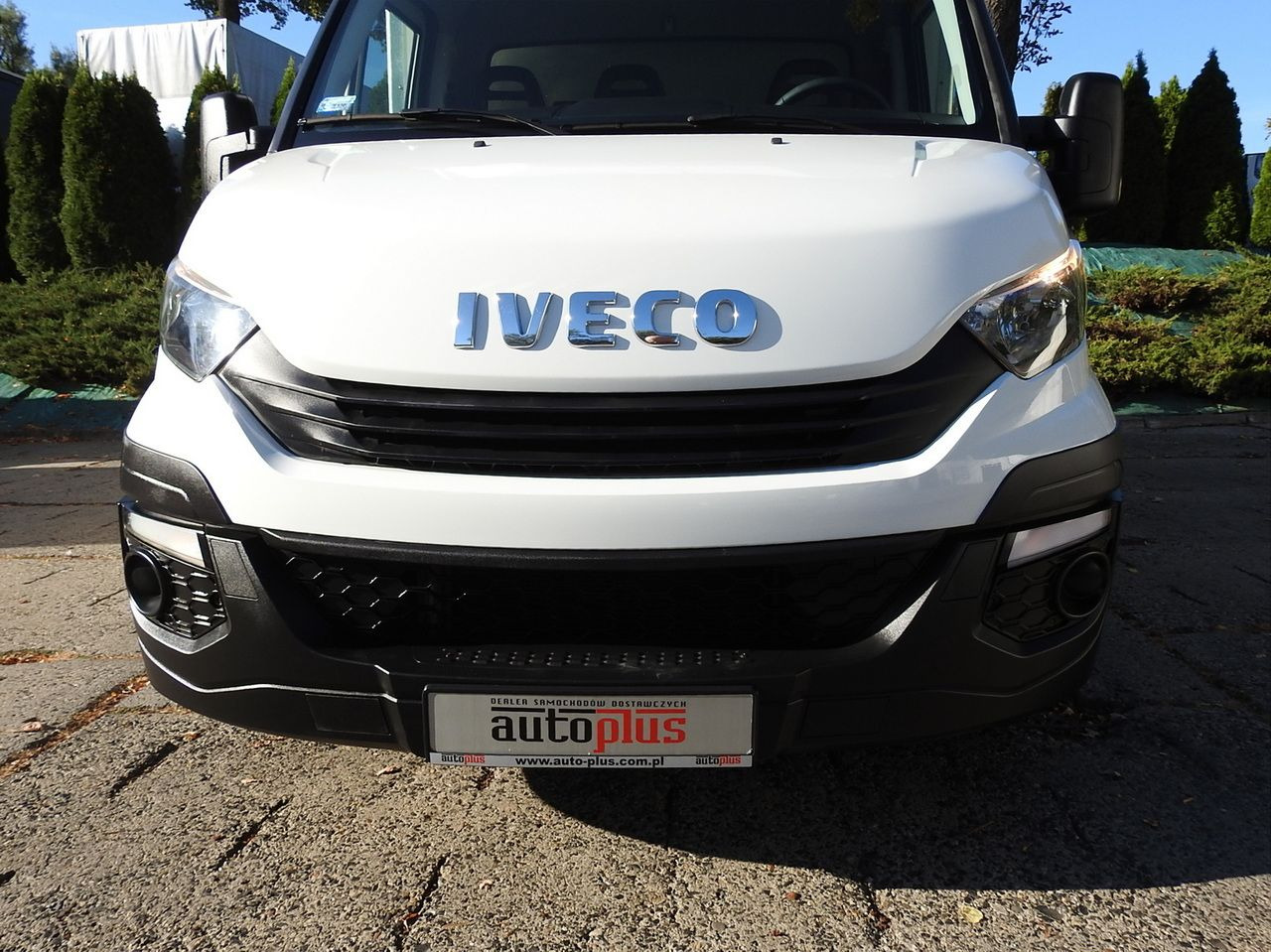 IVECO DAILY 35S18 TARPAULIN LIFT 8 PALLETS CRUISE CONTROL AIR CONDITIONING 180HP - شاحنة ستارة جانبية: صورة 5 IVECO DAILY 35S18 TARPAULIN LIFT 8 PALLETS CRUISE CONTROL AIR CONDITIONING 180HP - شاحنة ستارة جانبية: صورة 5
