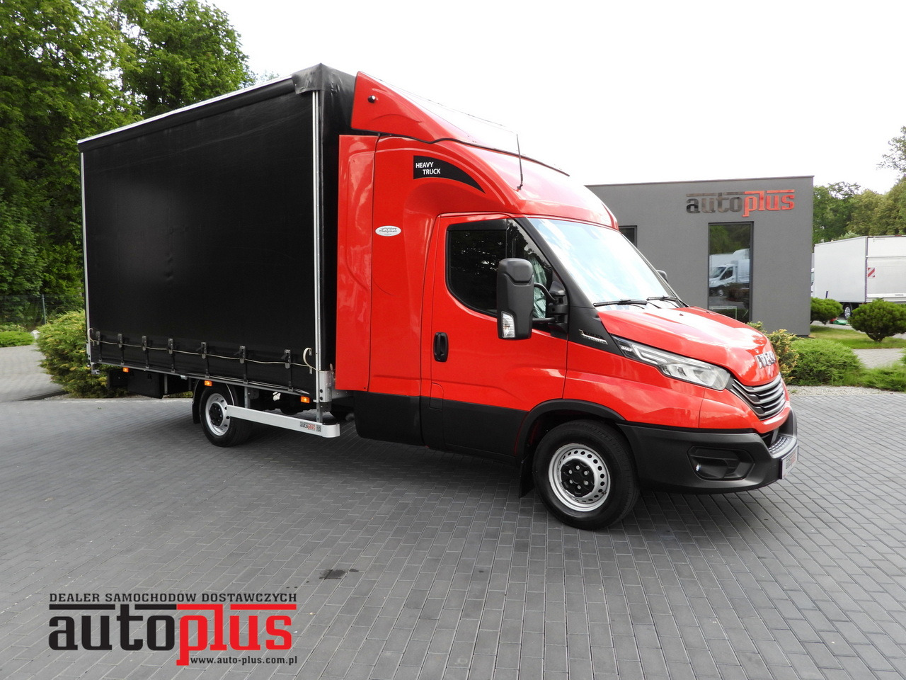 IVECO DAILY 35S21 TARPAULIN 10 PALLETS WEBASTO CRUISE CONTROL NAVIGATION LED LIGHTS PNEUMATICS AUTOMATIC TRANSMISSION HI-MATIC AIR CONDITIONING 210HP - شاحنة ستارة جانبية: صورة 1 IVECO DAILY 35S21 TARPAULIN 10 PALLETS WEBASTO CRUISE CONTROL NAVIGATION LED LIGHTS PNEUMATICS AUTOMATIC TRANSMISSION HI-MATIC AIR CONDITIONING 210HP - شاحنة ستارة جانبية: صورة 1