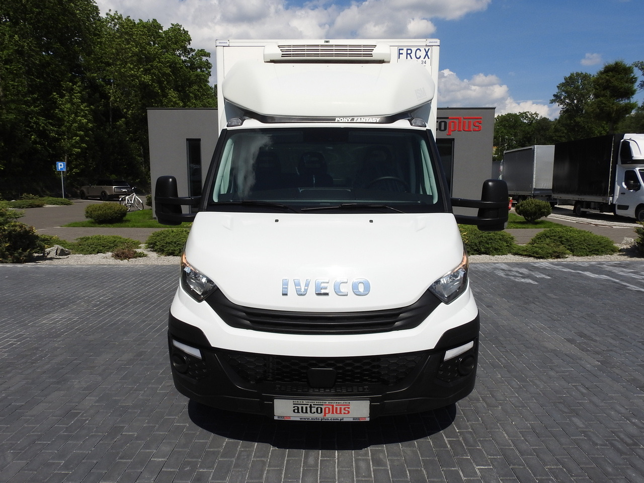 شاحنة مُبرّدة للتوصيل IVECO DAILY 50C15  REGRIGERATOR BOX -5*C POWER SUPPLY 230V AIR CONDITIONING TWIN WHEELS  150HP: صورة 5