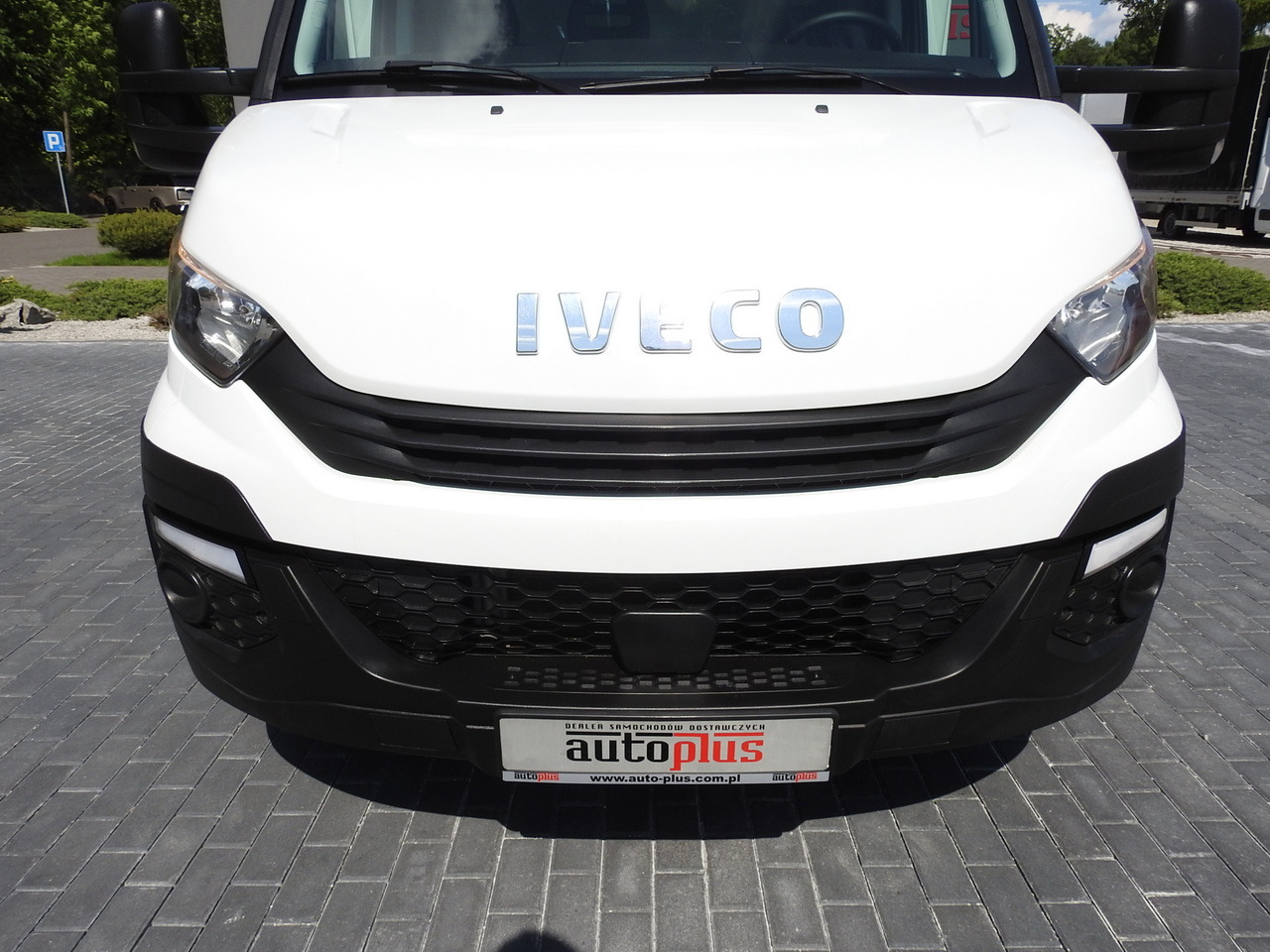 شاحنة مُبرّدة للتوصيل IVECO DAILY 50C15  REGRIGERATOR BOX -5*C POWER SUPPLY 230V AIR CONDITIONING TWIN WHEELS  150HP: صورة 15