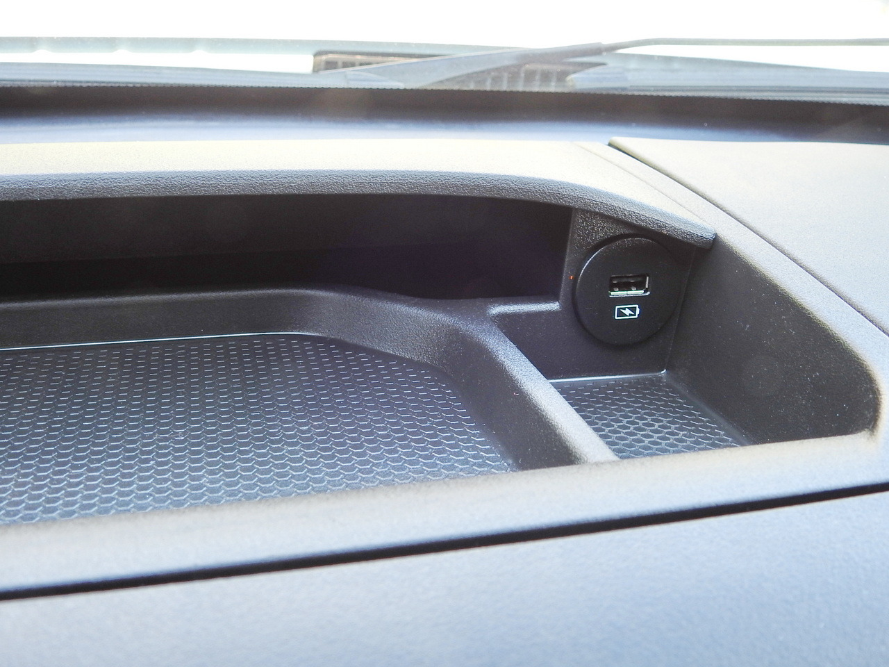 شاحنة مُبرّدة للتوصيل IVECO DAILY 50C15  REGRIGERATOR BOX -5*C POWER SUPPLY 230V AIR CONDITIONING TWIN WHEELS  150HP: صورة 36