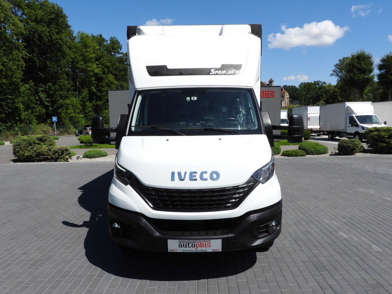 IVECO DAILY 70C18 TARPAULIN LIFT 14 PALLETS WEBASTO CRUISE CONTROL LED LIGHTS TWIN WHEELS AIR CONDITIONING 180HP - شاحنة ستارة جانبية: صورة 5 IVECO DAILY 70C18 TARPAULIN LIFT 14 PALLETS WEBASTO CRUISE CONTROL LED LIGHTS TWIN WHEELS AIR CONDITIONING 180HP - شاحنة ستارة جانبية: صورة 5
