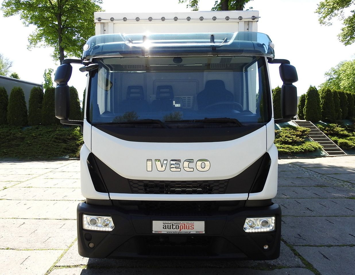 IVECO EUROCARGO 120 - 220 TARPAULIN LIFT 20 PALLETS LED LIGHTS AUTOMATIC TRANSMISSION HI-MATIC TWIN WHEELS AIR CONDITIONING 220HP - شاحنة ستارة جانبية: صورة 5 IVECO EUROCARGO 120 - 220 TARPAULIN LIFT 20 PALLETS LED LIGHTS AUTOMATIC TRANSMISSION HI-MATIC TWIN WHEELS AIR CONDITIONING 220HP - شاحنة ستارة جانبية: صورة 5