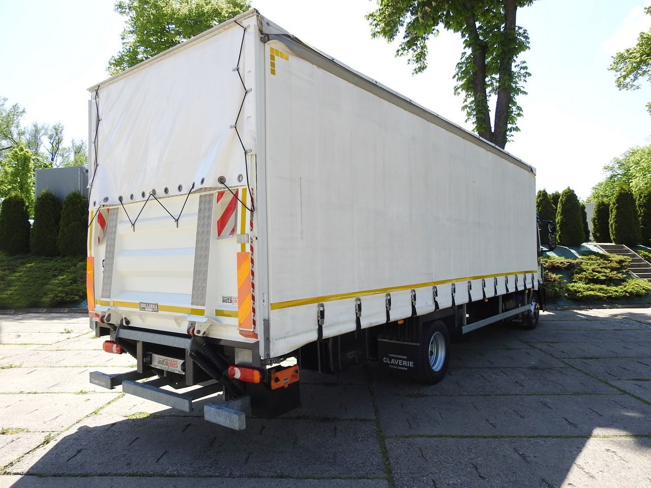 IVECO EUROCARGO 120 - 220 TARPAULIN LIFT 20 PALLETS LED LIGHTS AUTOMATIC TRANSMISSION HI-MATIC TWIN WHEELS AIR CONDITIONING 220HP - شاحنة ستارة جانبية: صورة 3 IVECO EUROCARGO 120 - 220 TARPAULIN LIFT 20 PALLETS LED LIGHTS AUTOMATIC TRANSMISSION HI-MATIC TWIN WHEELS AIR CONDITIONING 220HP - شاحنة ستارة جانبية: صورة 3
