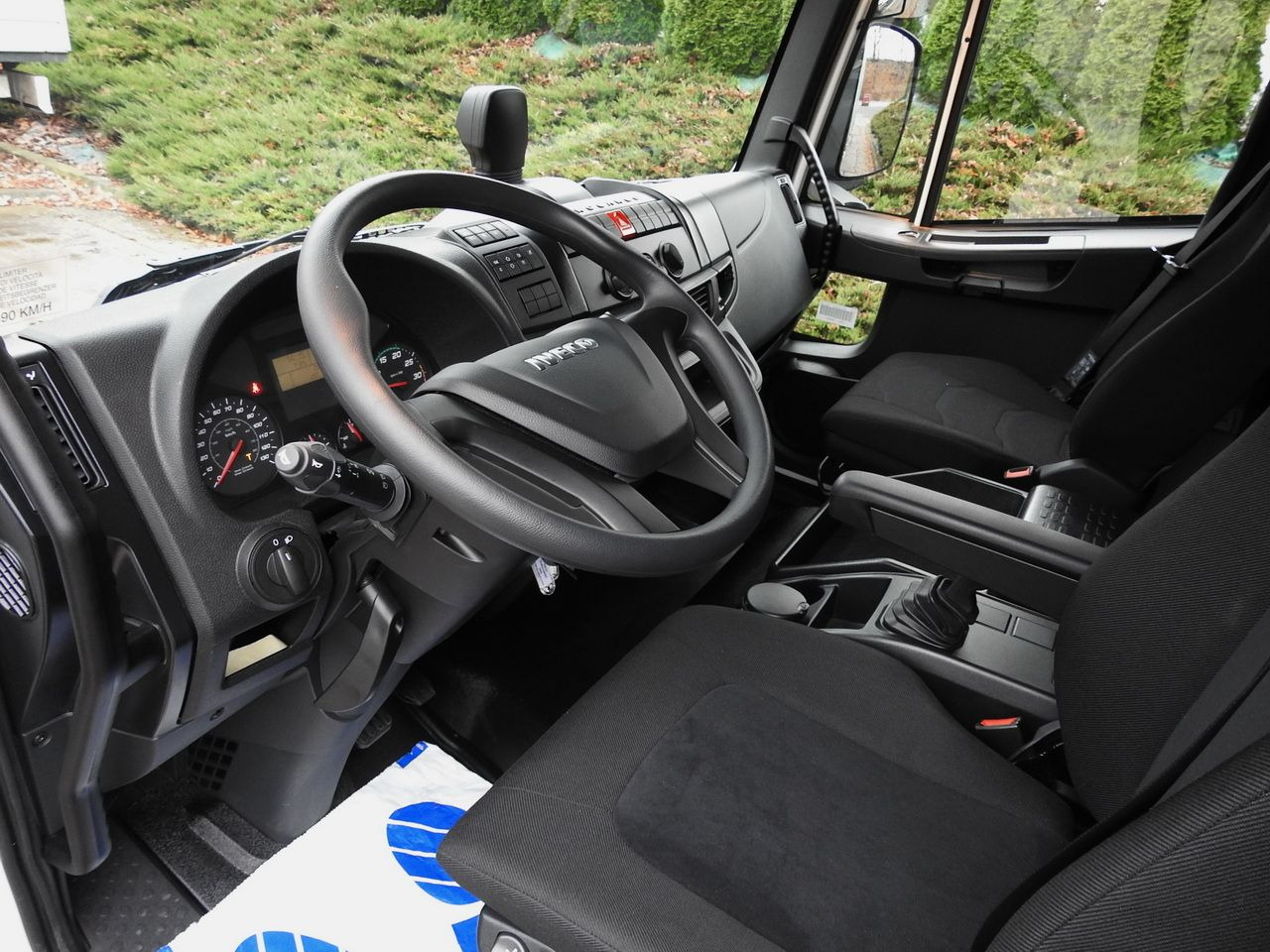 IVECO EUROCARGO 120-250 NEW TARPAULIN LIFT 18 PALLETS WEBASTO CRUISE CONTROL AIR CONDITIONING LED LIGHTS PNEUMATICS AUTOMATIC TRANSMISSION HI-MATIC 250HP - شاحنة ستارة جانبية: صورة 2 IVECO EUROCARGO 120-250 NEW TARPAULIN LIFT 18 PALLETS WEBASTO CRUISE CONTROL AIR CONDITIONING LED LIGHTS PNEUMATICS AUTOMATIC TRANSMISSION HI-MATIC 250HP - شاحنة ستارة جانبية: صورة 2