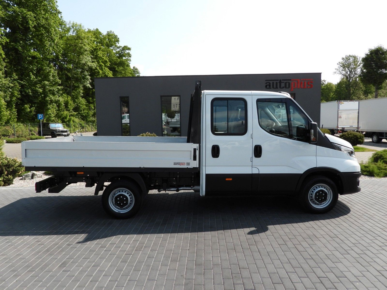 شاحنة مفتوحة, الشاحنات الصغيرة كابينة مزدوجة Iveco DAILY 35S12 PRITSCHE DOPPELKABINE DOKA 7 SITZE: صورة 7