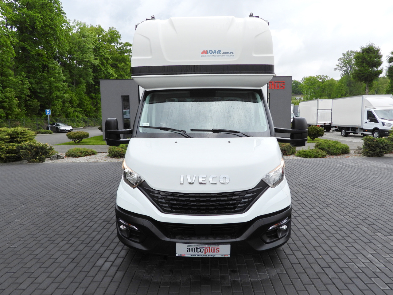 Iveco DAILY 35S18 PRITSCHE PLANE 10 PALETTEN WEBASTO - شاحنة ستارة جانبية: صورة 5 Iveco DAILY 35S18 PRITSCHE PLANE 10 PALETTEN WEBASTO - شاحنة ستارة جانبية: صورة 5