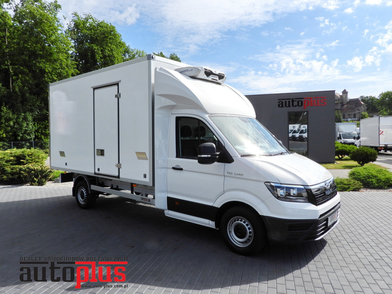 MAN TGE 3.140 REGRIGERATOR BOX -1*C 8 PALLETS HEATING FUNCTION CRUISE CONTROL PNEUMATICS AIR CONDITIONING 140HP - شاحنة مُبرّدة للتوصيل: صورة 1 MAN TGE 3.140 REGRIGERATOR BOX -1*C 8 PALLETS HEATING FUNCTION CRUISE CONTROL PNEUMATICS AIR CONDITIONING 140HP - شاحنة مُبرّدة للتوصيل: صورة 1