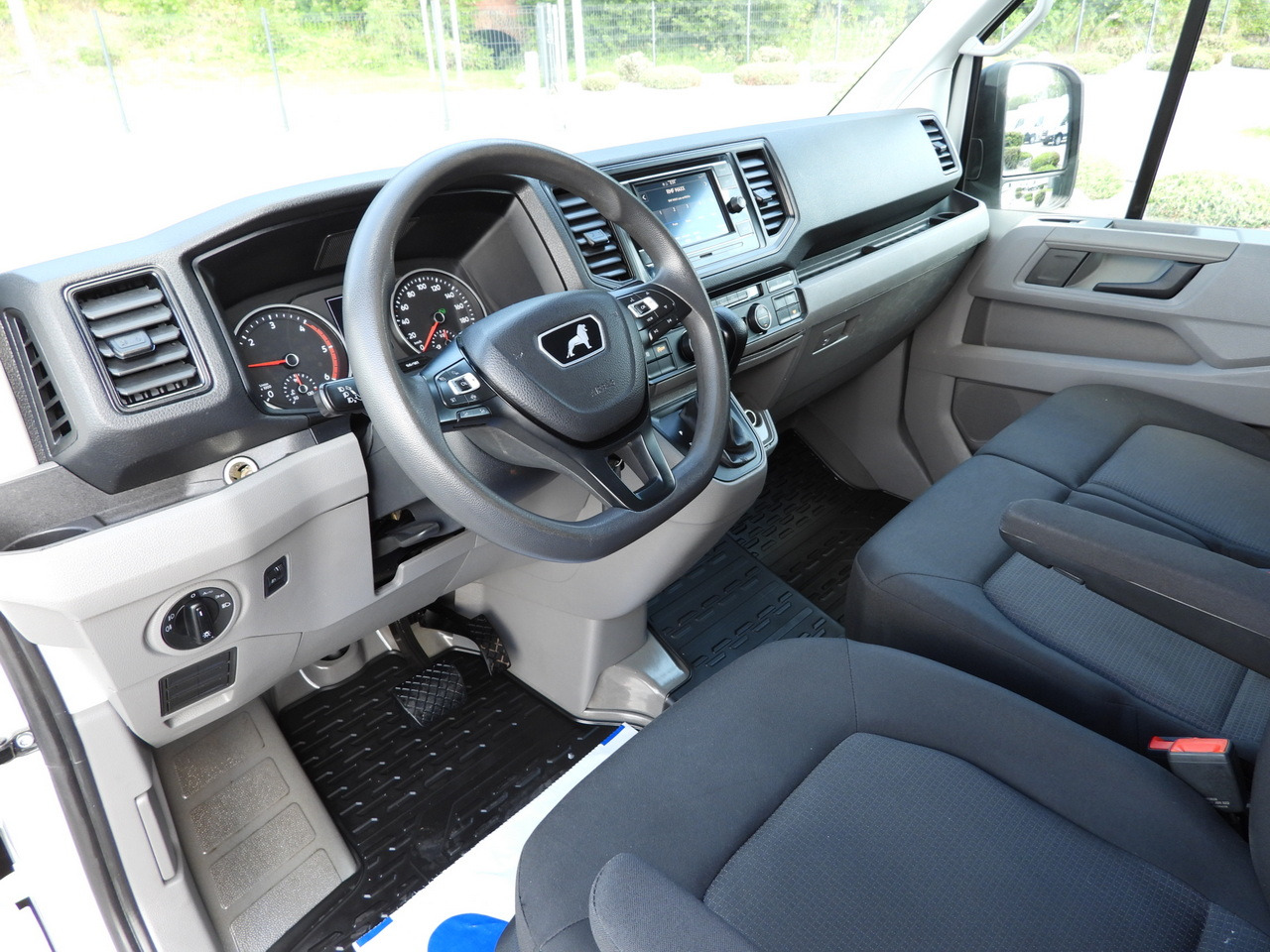 MAN TGE REFRIGERATOR VAN -5*C POWER SUPPLY 230V CRUISE CONTROL AUTOMATIC TRANSMISSION AIR CONDITIONING 180HP - شاحنة مُبرّدة للتوصيل: صورة 2 MAN TGE REFRIGERATOR VAN -5*C POWER SUPPLY 230V CRUISE CONTROL AUTOMATIC TRANSMISSION AIR CONDITIONING 180HP - شاحنة مُبرّدة للتوصيل: صورة 2