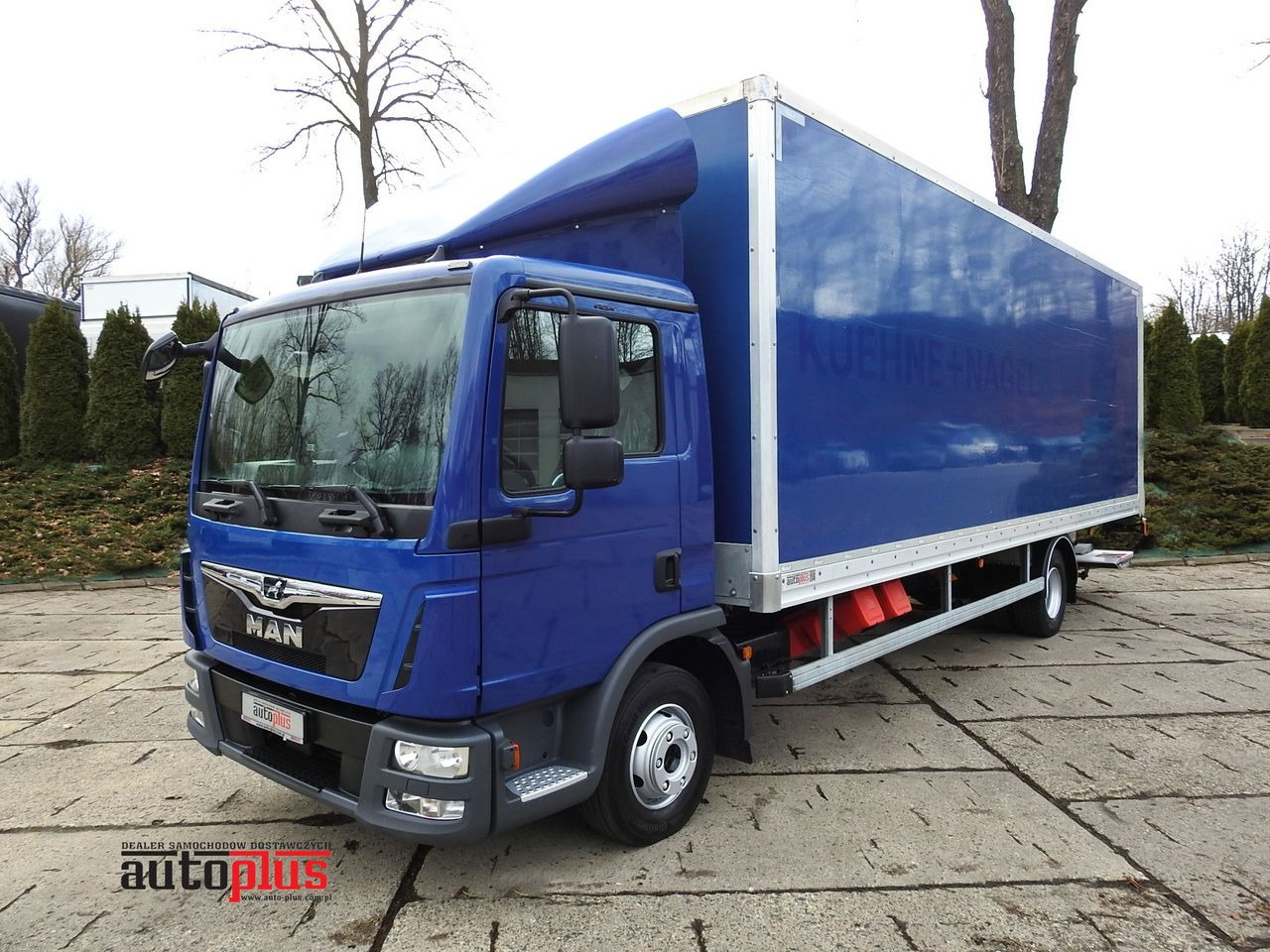 MAN TGL 12.220 BOX LIFT 18 PALLETS CRUISE CONTROLAIR CONDITIONING PNEUMATICS AUTOMATIC TWIN WHEELS 220HP - شاحنة مغلقة الصندوق: صورة 1 MAN TGL 12.220 BOX LIFT 18 PALLETS CRUISE CONTROLAIR CONDITIONING PNEUMATICS AUTOMATIC TWIN WHEELS 220HP - شاحنة مغلقة الصندوق: صورة 1