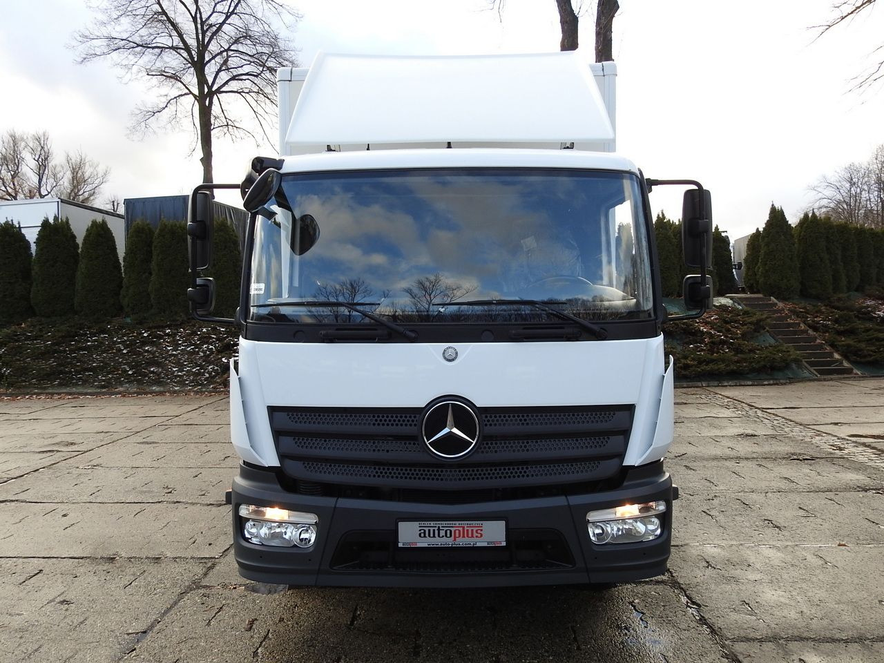 MERCEDES ATEGO 12.24 BOX LIFT 18 PALLETS CRUISE CONTROL AUTOMATIC TRANSMISSION TWIN WHEELS AIR CONDITIONING 240HP - شاحنة مغلقة الصندوق: صورة 5 MERCEDES ATEGO 12.24 BOX LIFT 18 PALLETS CRUISE CONTROL AUTOMATIC TRANSMISSION TWIN WHEELS AIR CONDITIONING 240HP - شاحنة مغلقة الصندوق: صورة 5