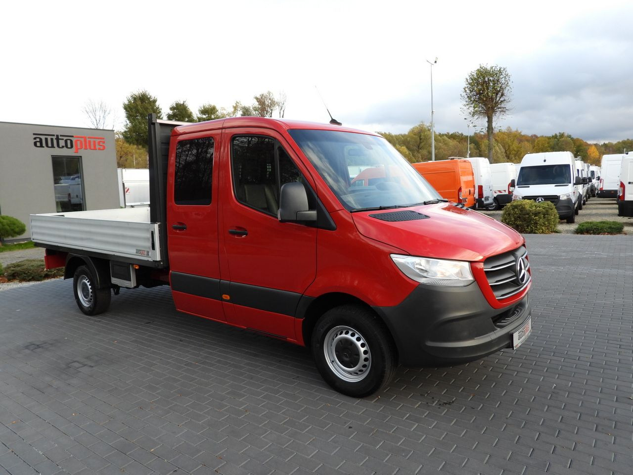 MERCEDES SPRINTER 316 STAKE BODY DOUBLE CABIN DOKA 7 SEATS AIR CONDITIONING 160HP - الشاحنات الصغيرة كابينة مزدوجة: صورة 4 MERCEDES SPRINTER 316 STAKE BODY DOUBLE CABIN DOKA 7 SEATS AIR CONDITIONING 160HP - الشاحنات الصغيرة كابينة مزدوجة: صورة 4