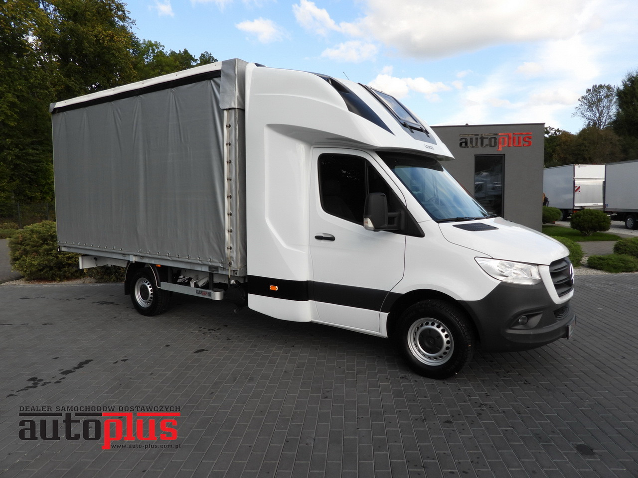 MERCEDES SPRINTER 316 TARPAULIN 8 PALLETS WEBASTO CRUISE CONTROL AIR CONDITIONING 160HP - شاحنة ستارة جانبية: صورة 1 MERCEDES SPRINTER 316 TARPAULIN 8 PALLETS WEBASTO CRUISE CONTROL AIR CONDITIONING 160HP - شاحنة ستارة جانبية: صورة 1