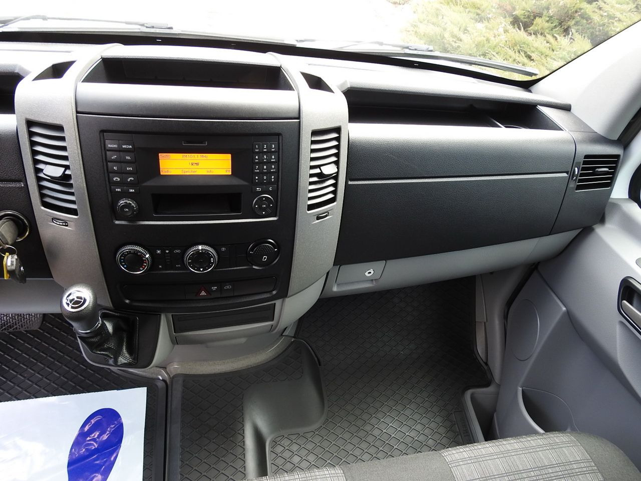 MERCEDES SPRINTER 316 THREE-WAY TIPPER  CRUISE CONTROL AUTOMATIC TRANSMISSION  AIR CONDITIONING  160HP MERCEDES SPRINTER 316 THREE-WAY TIPPER  CRUISE CONTROL AUTOMATIC TRANSMISSION  AIR CONDITIONING  160HP: صورة 26