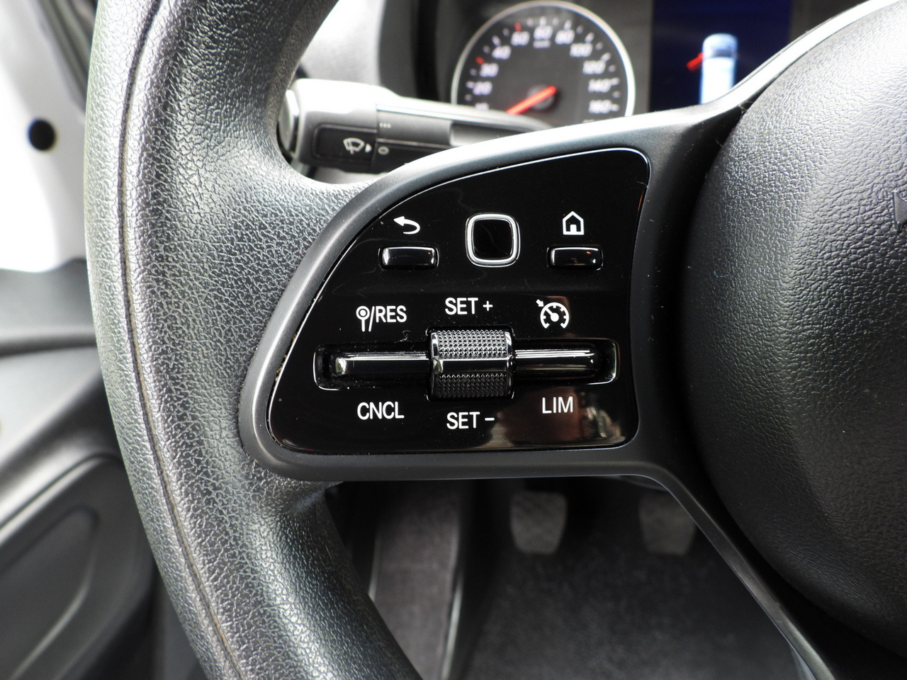 شاحنة ستارة جانبية MERCEDES SPRINTER 519 TARPAULIN 8 PALLETS WEBASTO CRUISE CONTROL TWIN WHEELS AIR CONDITIONING 190HP: صورة 35 شاحنة ستارة جانبية MERCEDES SPRINTER 519 TARPAULIN 8 PALLETS WEBASTO CRUISE CONTROL TWIN WHEELS AIR CONDITIONING 190HP: صورة 35