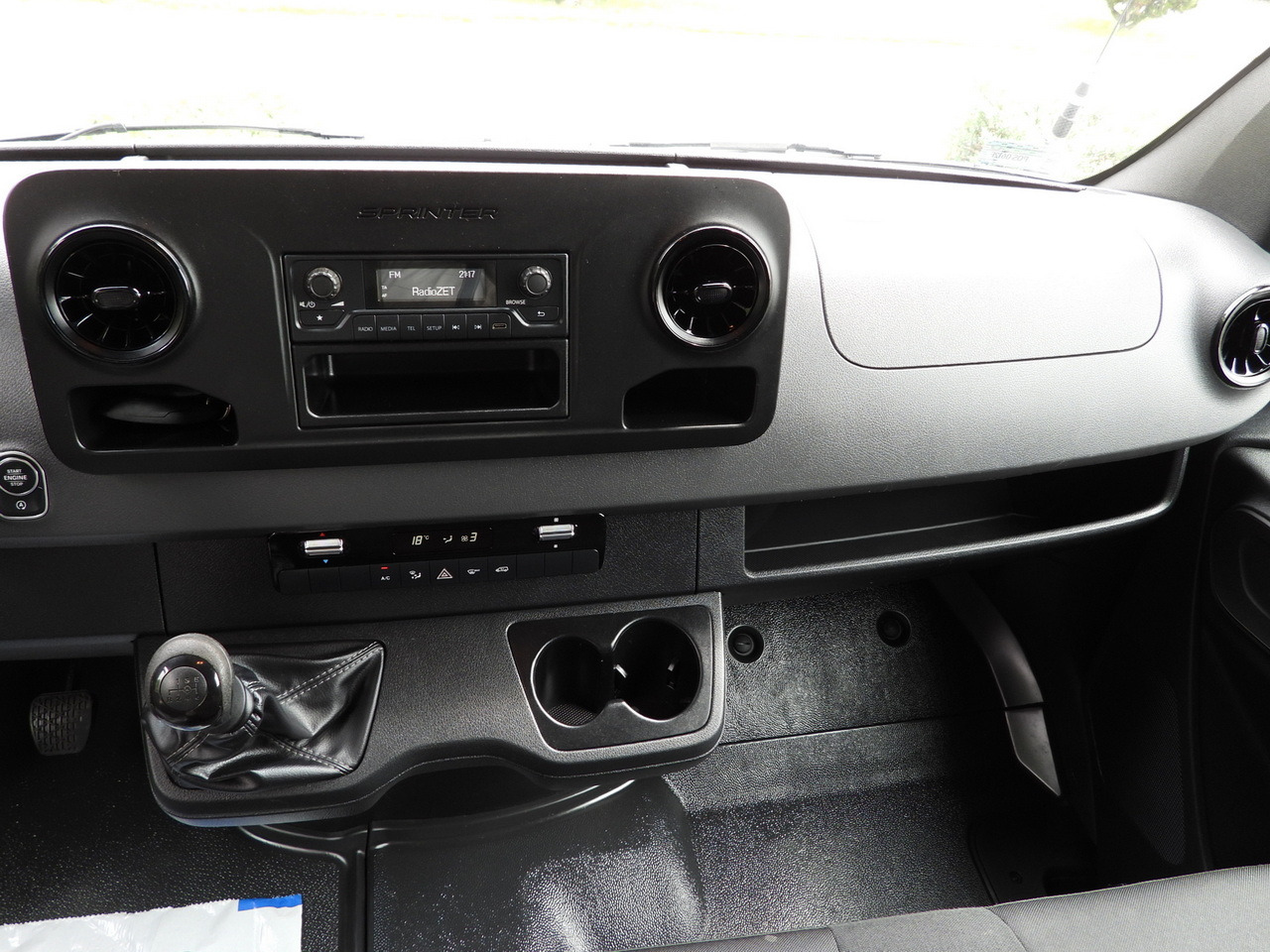 شاحنة ستارة جانبية MERCEDES SPRINTER 519 TARPAULIN 8 PALLETS WEBASTO CRUISE CONTROL TWIN WHEELS AIR CONDITIONING 190HP: صورة 37 شاحنة ستارة جانبية MERCEDES SPRINTER 519 TARPAULIN 8 PALLETS WEBASTO CRUISE CONTROL TWIN WHEELS AIR CONDITIONING 190HP: صورة 37